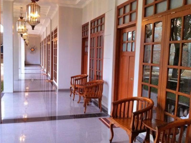 De' Halimun Guest House Bandung Exteriör bild